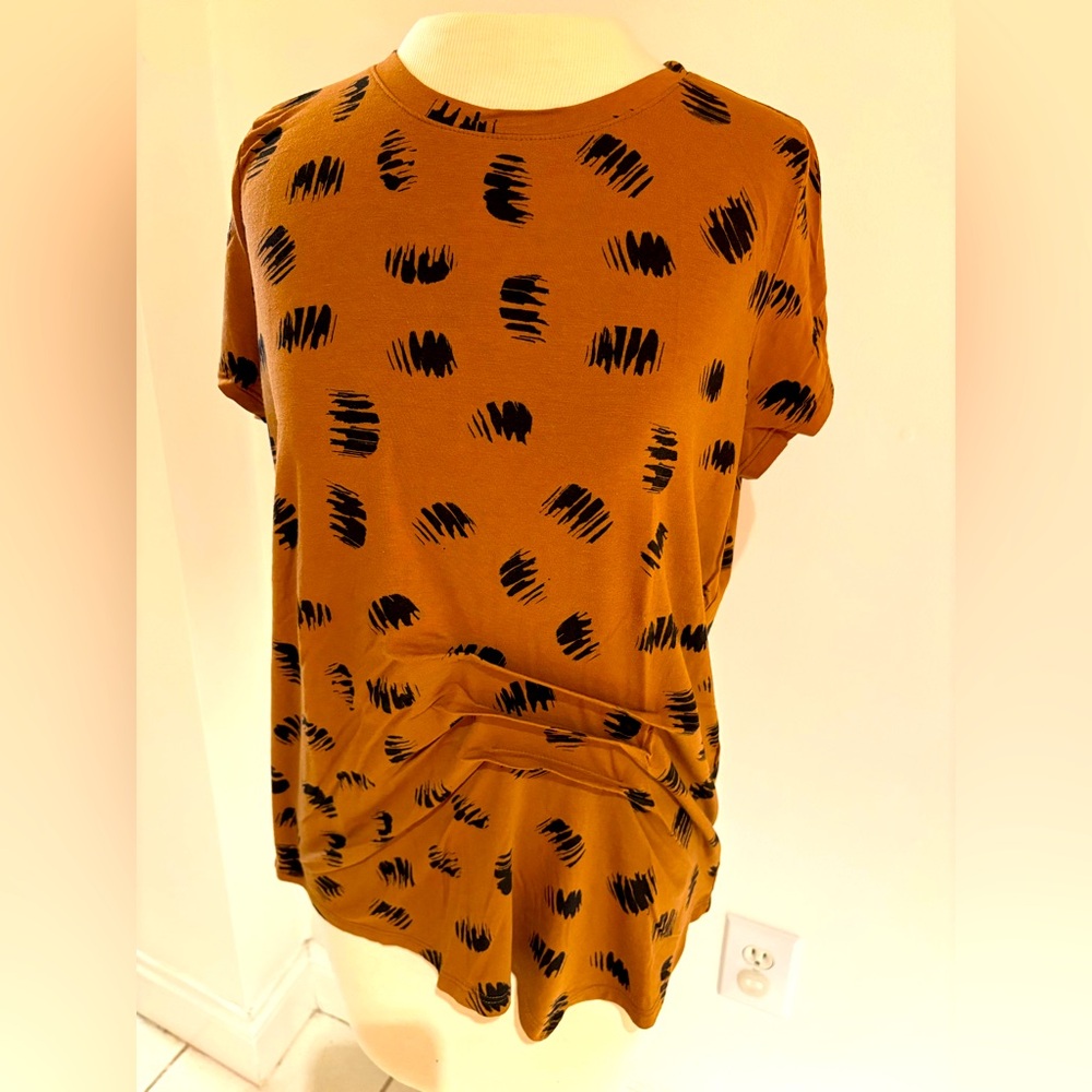 Lisa Bayne Bamboo Asymmetric Brushstrokes Stylish Black and Brown Women's Top